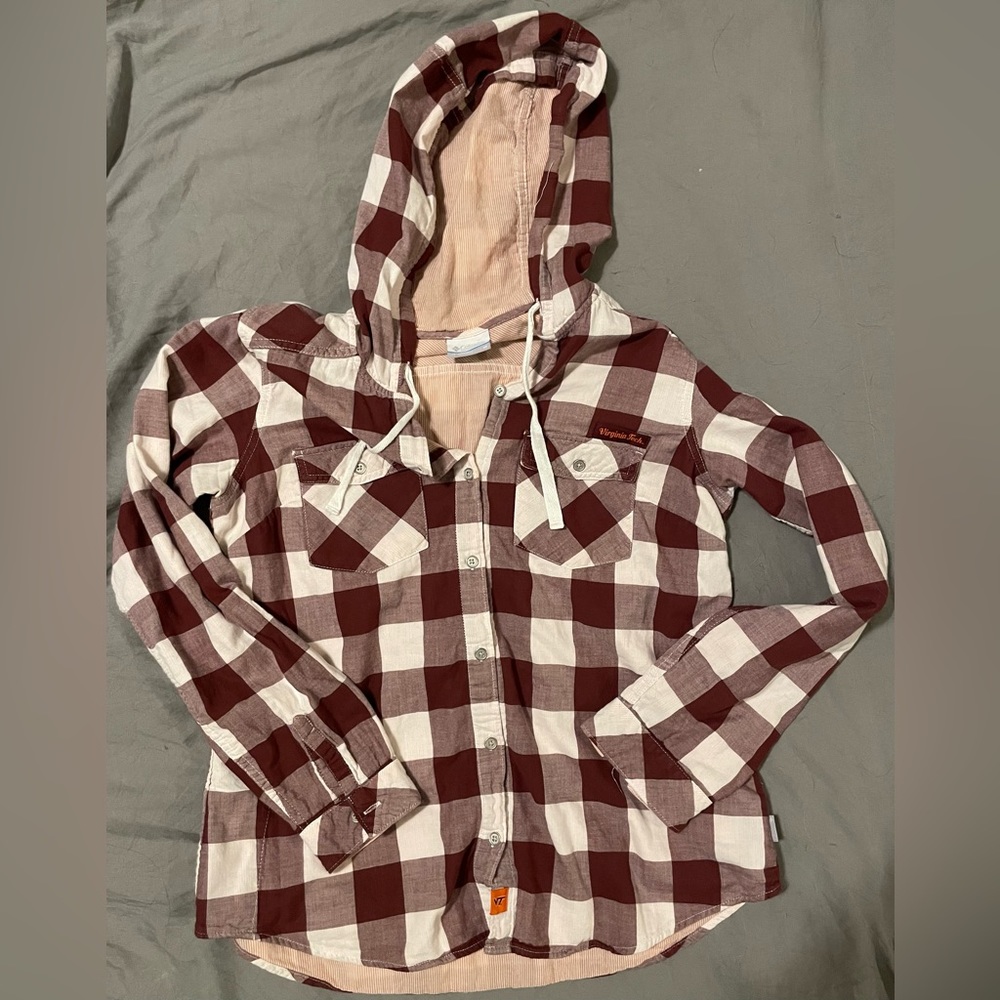 Women’s Columbia size medium (M) hooded button up Virginia tech hooded flannel